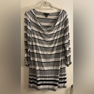 White House Black Market Gray and Black Top